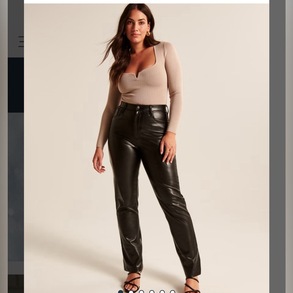 Curve Love Vegan Leather 90s Straight Pant
